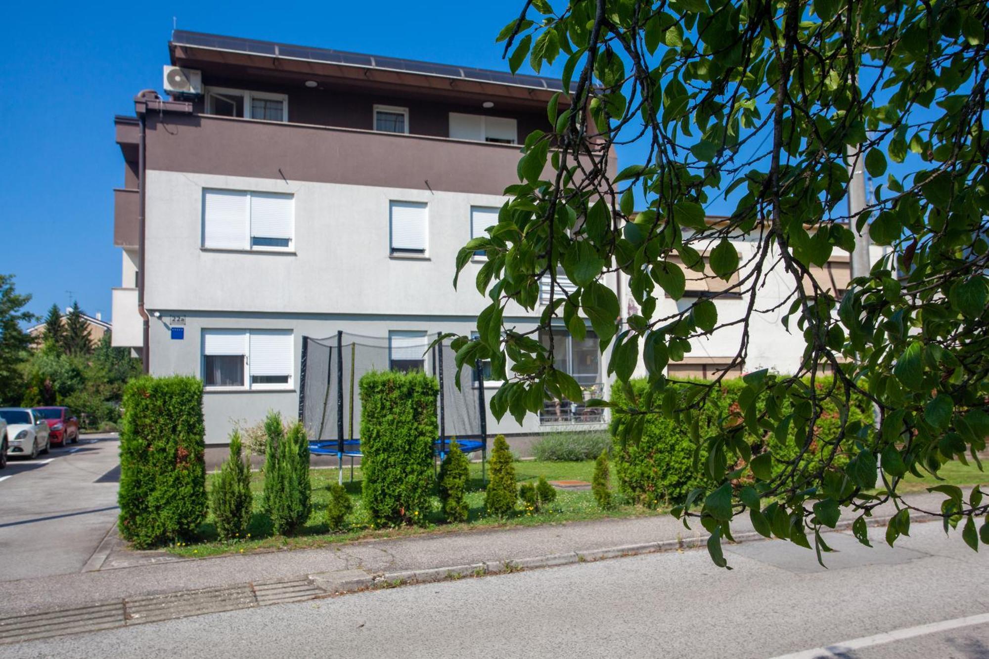 Apartment Sladic Sziszek Kültér fotó